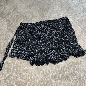 Wrap floral skirt